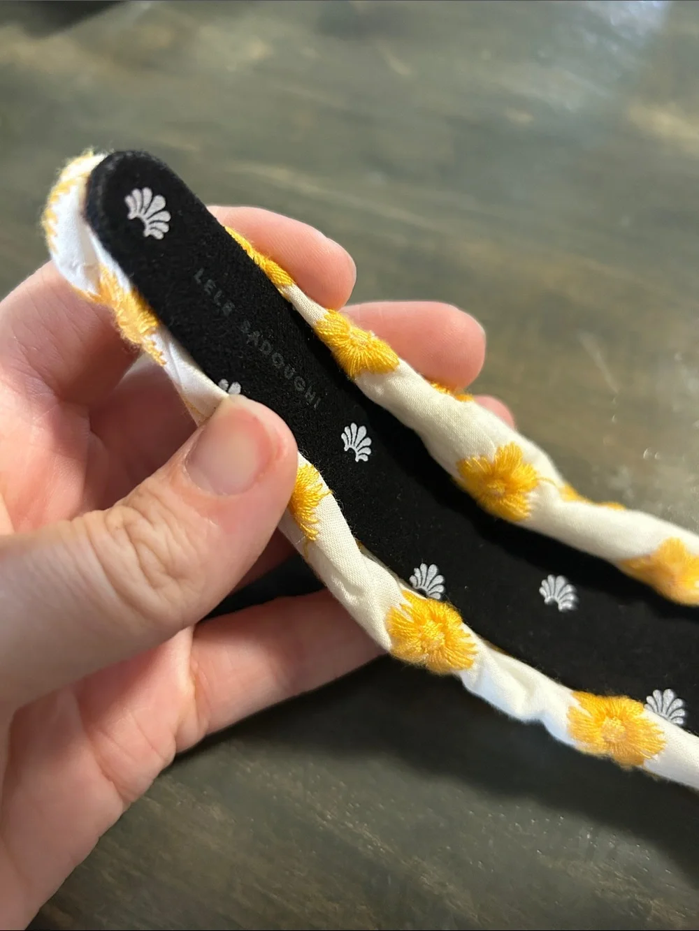 Lele Sadoughi Eyelet Daisy Embroidered Knot Headband